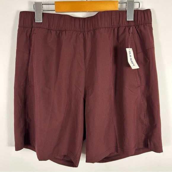 ❤️ NWT Old Navy Men's Burgundy Shorts M - Picture 1 of 11